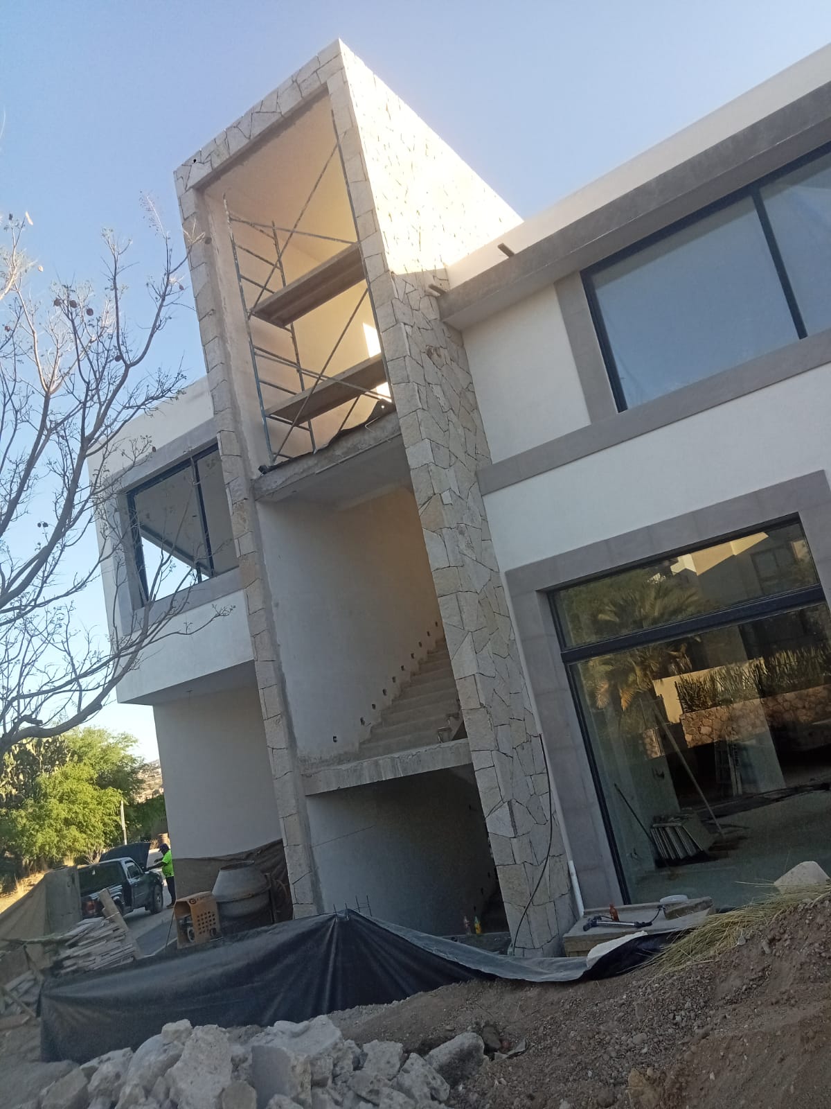 WhatsApp Image 2025-03-22 at 13.32.07